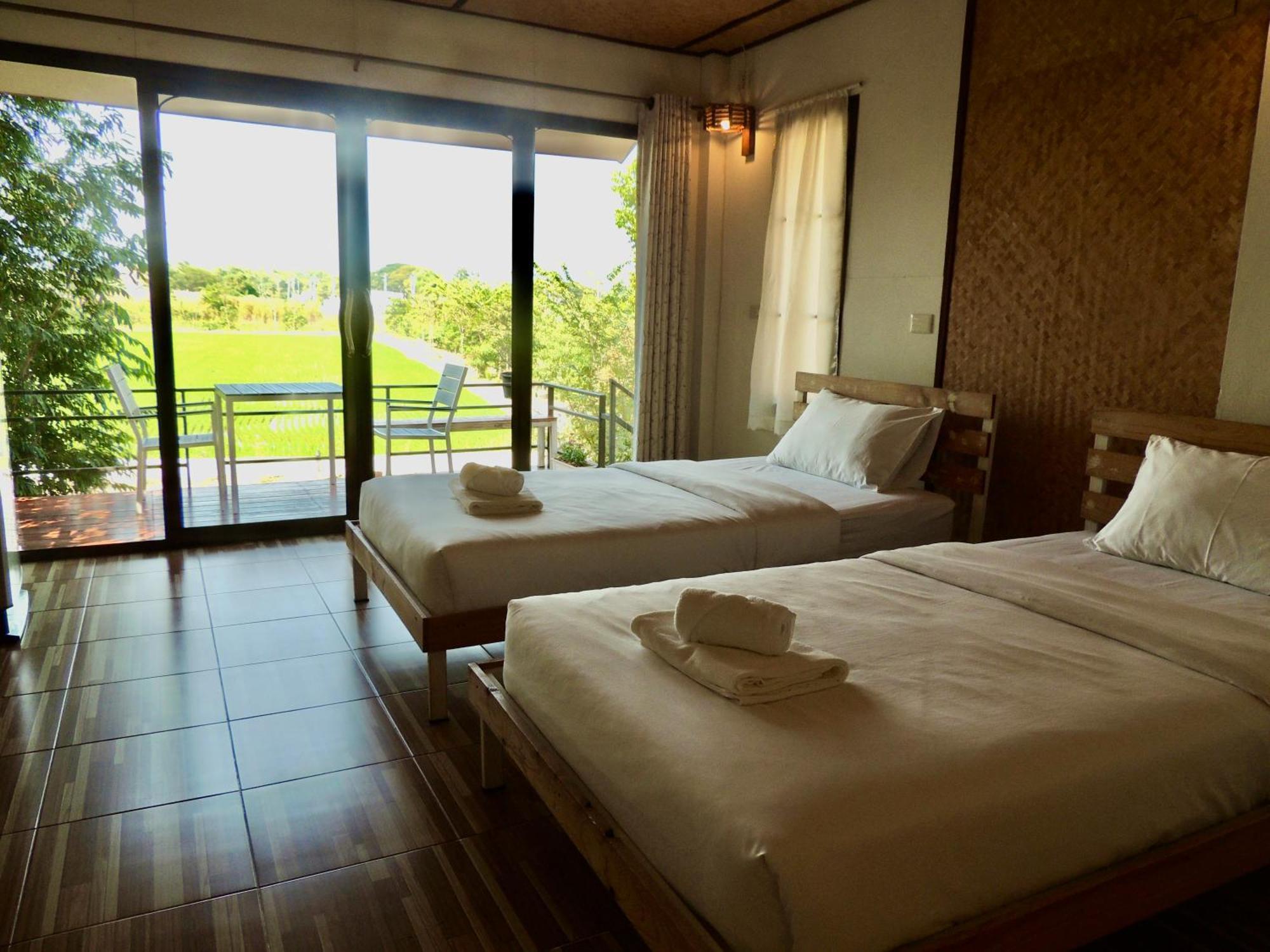 บ้านกลางเกาะ รีสอร์ท Uthai Thani Exterior foto